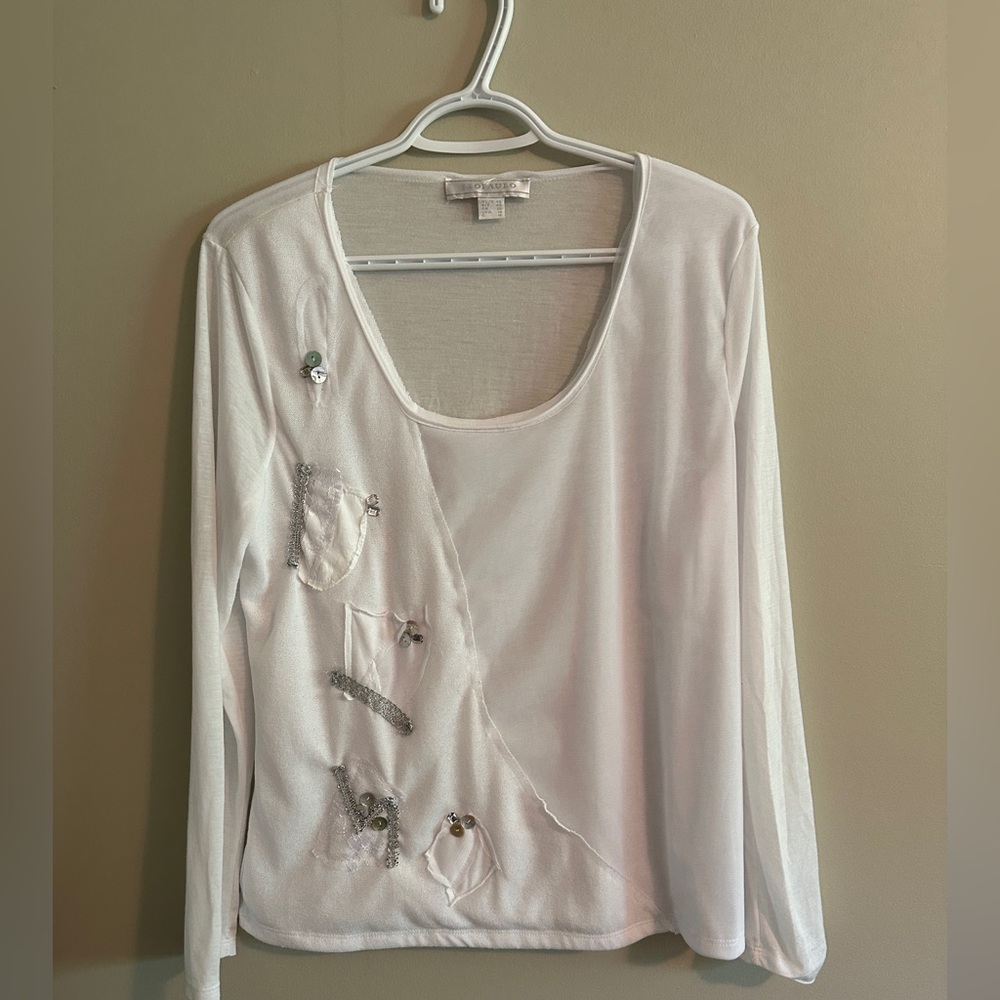 Chic White Embellished Women's Blouse
